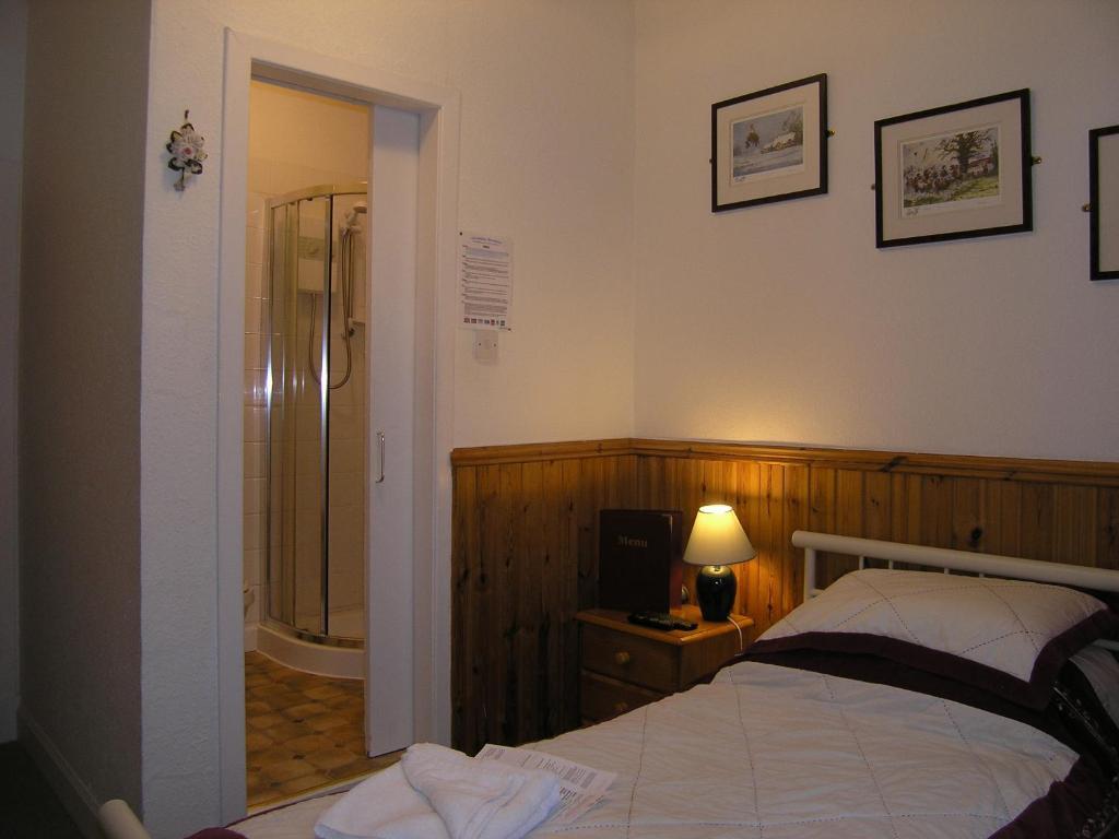 Achnabobane Farmhouse Hotel Spean Bridge Room photo